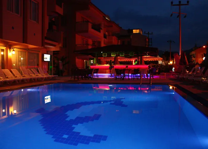 Apart hotel: Sebnem Apart & Studios